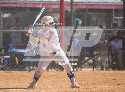 Thumbnail 1 in Northeast vs Clay (Raider Invitational) photogallery.