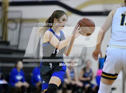 Thumbnail 1 in Yoakum vs. Poth (UIL 3A Bi-District Playoffs) photogallery.