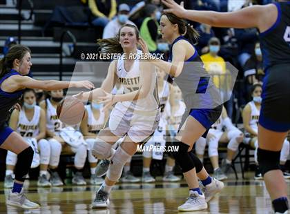 Thumbnail 1 in Yoakum vs. Poth (UIL 3A Bi-District Playoffs) photogallery.