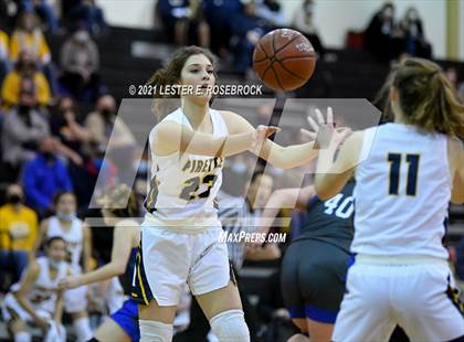 Thumbnail 2 in Yoakum vs. Poth (UIL 3A Bi-District Playoffs) photogallery.