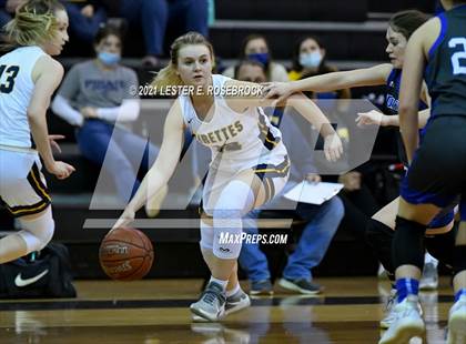 Thumbnail 1 in Yoakum vs. Poth (UIL 3A Bi-District Playoffs) photogallery.