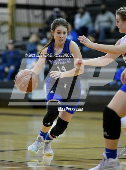 Thumbnail 1 in Yoakum vs. Poth (UIL 3A Bi-District Playoffs) photogallery.