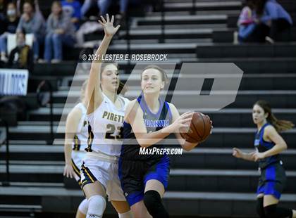 Thumbnail 2 in Yoakum vs. Poth (UIL 3A Bi-District Playoffs) photogallery.