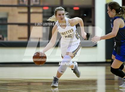 Thumbnail 2 in Yoakum vs. Poth (UIL 3A Bi-District Playoffs) photogallery.