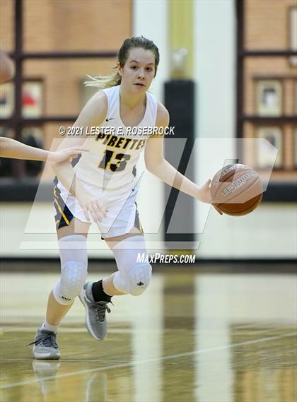 Thumbnail 2 in Yoakum vs. Poth (UIL 3A Bi-District Playoffs) photogallery.