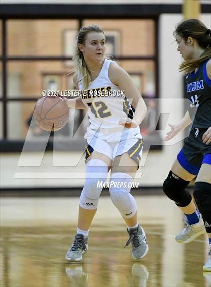 Thumbnail 1 in Yoakum vs. Poth (UIL 3A Bi-District Playoffs) photogallery.