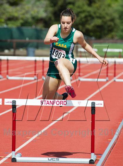 Thumbnail 3 in Stanford Invitational 400m Hurdles photogallery.
