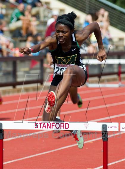 Thumbnail 3 in Stanford Invitational 400m Hurdles photogallery.