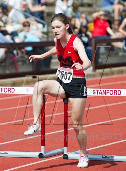 Thumbnail 2 in Stanford Invitational 400m Hurdles photogallery.