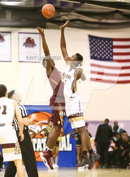 Thumbnail 3 in St. Anthony vs Mt. Vernon (SNY Invitational) photogallery.