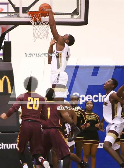 Thumbnail 2 in St. Anthony vs Mt. Vernon (SNY Invitational) photogallery.