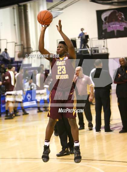 Thumbnail 2 in St. Anthony vs Mt. Vernon (SNY Invitational) photogallery.