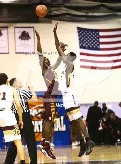 Thumbnail 2 in St. Anthony vs Mt. Vernon (SNY Invitational) photogallery.