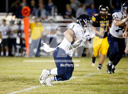 Thumbnail 3 in Jemison @ Billingsley photogallery.