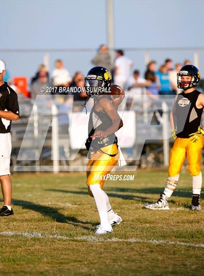 Thumbnail 3 in Jemison @ Billingsley photogallery.