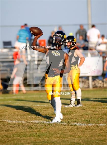 Thumbnail 3 in Jemison @ Billingsley photogallery.