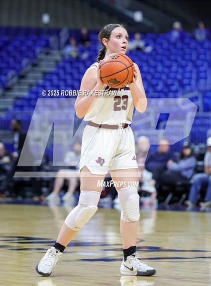 Thumbnail 2 in Broaddus vs. Eula (UIL 1A Basketball Division I Final) photogallery.