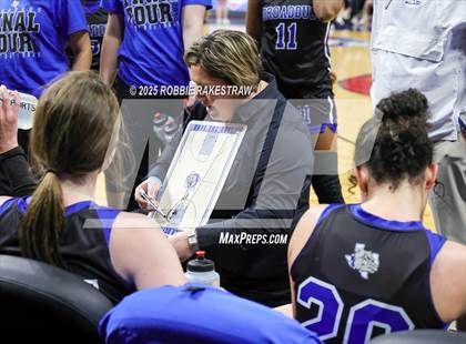 Thumbnail 2 in Broaddus vs. Eula (UIL 1A Basketball Division I Final) photogallery.
