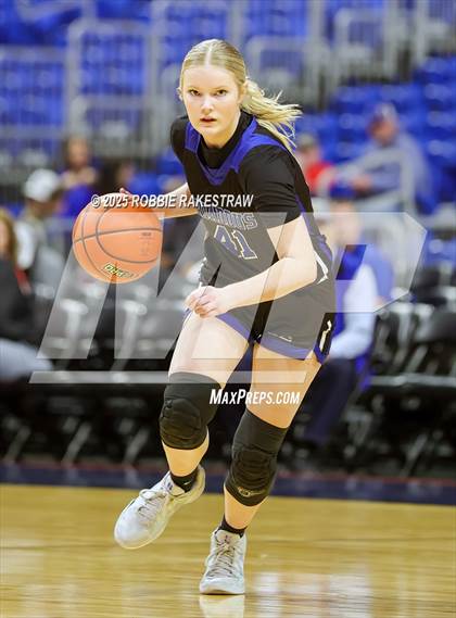 Thumbnail 3 in Broaddus vs. Eula (UIL 1A Basketball Division I Final) photogallery.