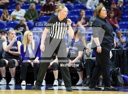 Thumbnail 1 in Broaddus vs. Eula (UIL 1A Basketball Division I Final) photogallery.