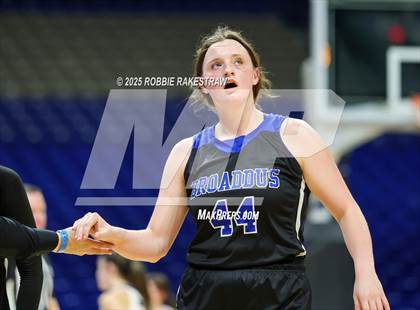 Thumbnail 3 in Broaddus vs. Eula (UIL 1A Basketball Division I Final) photogallery.