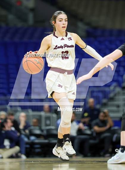Thumbnail 1 in Broaddus vs. Eula (UIL 1A Basketball Division I Final) photogallery.