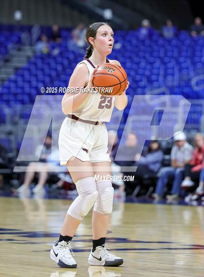Thumbnail 3 in Broaddus vs. Eula (UIL 1A Basketball Division I Final) photogallery.