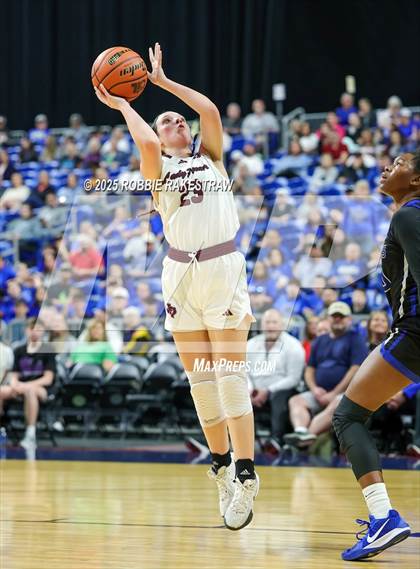 Thumbnail 1 in Broaddus vs. Eula (UIL 1A Basketball Division I Final) photogallery.