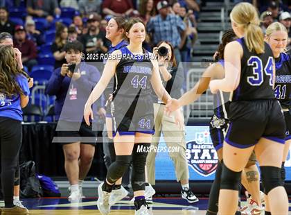 Thumbnail 1 in Broaddus vs. Eula (UIL 1A Basketball Division I Final) photogallery.