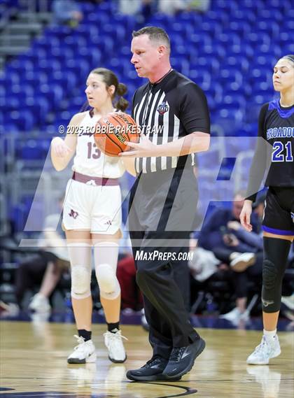Thumbnail 2 in Broaddus vs. Eula (UIL 1A Basketball Division I Final) photogallery.
