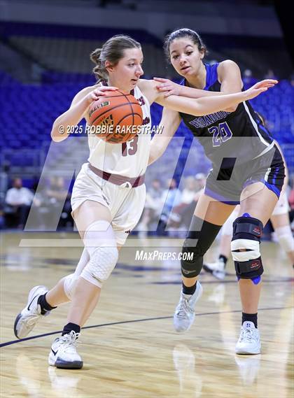 Thumbnail 1 in Broaddus vs. Eula (UIL 1A Basketball Division I Final) photogallery.