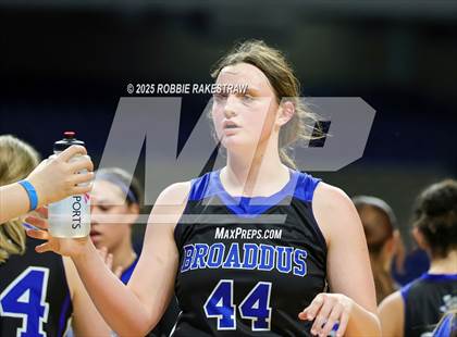 Thumbnail 1 in Broaddus vs. Eula (UIL 1A Basketball Division I Final) photogallery.