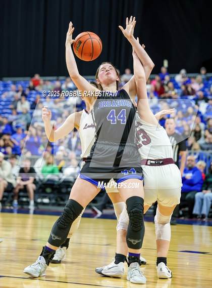 Thumbnail 1 in Broaddus vs. Eula (UIL 1A Basketball Division I Final) photogallery.