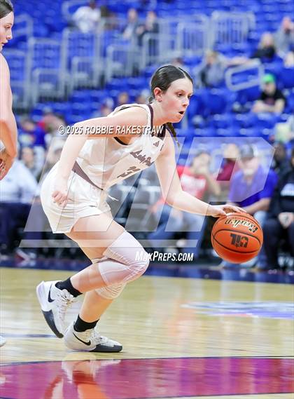 Thumbnail 2 in Broaddus vs. Eula (UIL 1A Basketball Division I Final) photogallery.