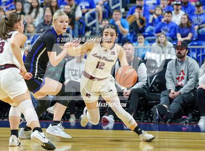 Thumbnail 1 in Broaddus vs. Eula (UIL 1A Basketball Division I Final) photogallery.