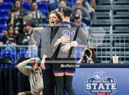 Thumbnail 3 in Broaddus vs. Eula (UIL 1A Basketball Division I Final) photogallery.