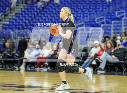 Thumbnail 1 in Broaddus vs. Eula (UIL 1A Basketball Division I Final) photogallery.