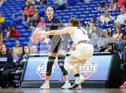 Thumbnail 1 in Broaddus vs. Eula (UIL 1A Basketball Division I Final) photogallery.