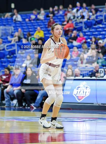 Thumbnail 3 in Broaddus vs. Eula (UIL 1A Basketball Division I Final) photogallery.