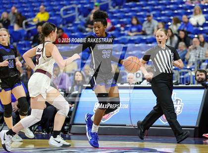 Thumbnail 3 in Broaddus vs. Eula (UIL 1A Basketball Division I Final) photogallery.