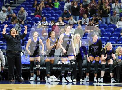 Thumbnail 3 in Broaddus vs. Eula (UIL 1A Basketball Division I Final) photogallery.