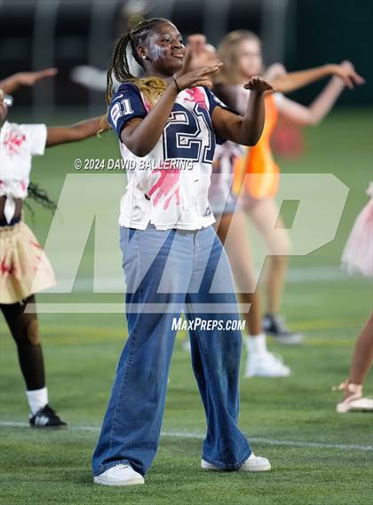 Thumbnail 1 in Lamar @ Arlington photogallery.