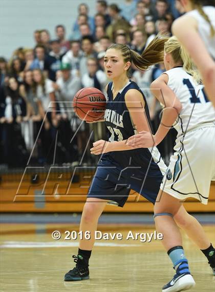 Thumbnail 2 in Layton vs. Copper Hills (UHSAA 5A Semifinal) photogallery.