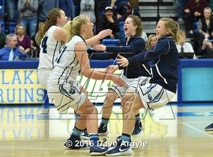 Thumbnail 3 in Layton vs. Copper Hills (UHSAA 5A Semifinal) photogallery.