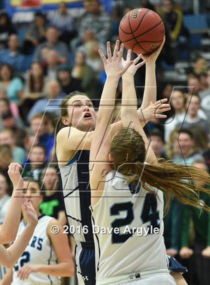 Thumbnail 2 in Layton vs. Copper Hills (UHSAA 5A Semifinal) photogallery.