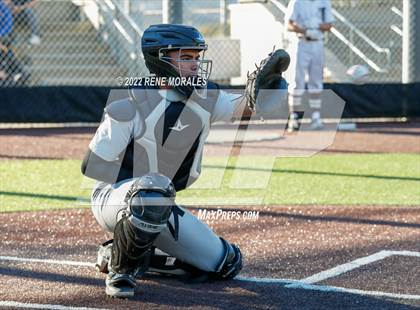 Thumbnail 3 in Harvard-Westlake vs St Francis photogallery.