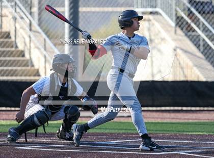 Thumbnail 3 in Harvard-Westlake vs St Francis photogallery.