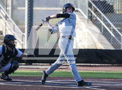 Thumbnail 3 in Harvard-Westlake vs St Francis photogallery.