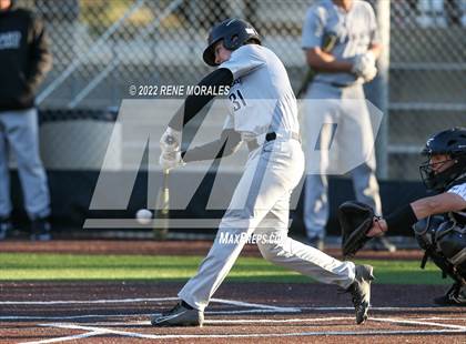 Thumbnail 3 in Harvard-Westlake vs St Francis photogallery.