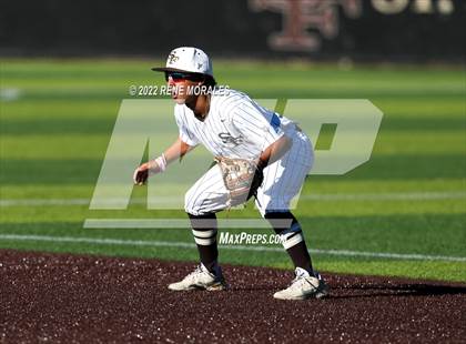 Thumbnail 2 in Harvard-Westlake vs St Francis photogallery.